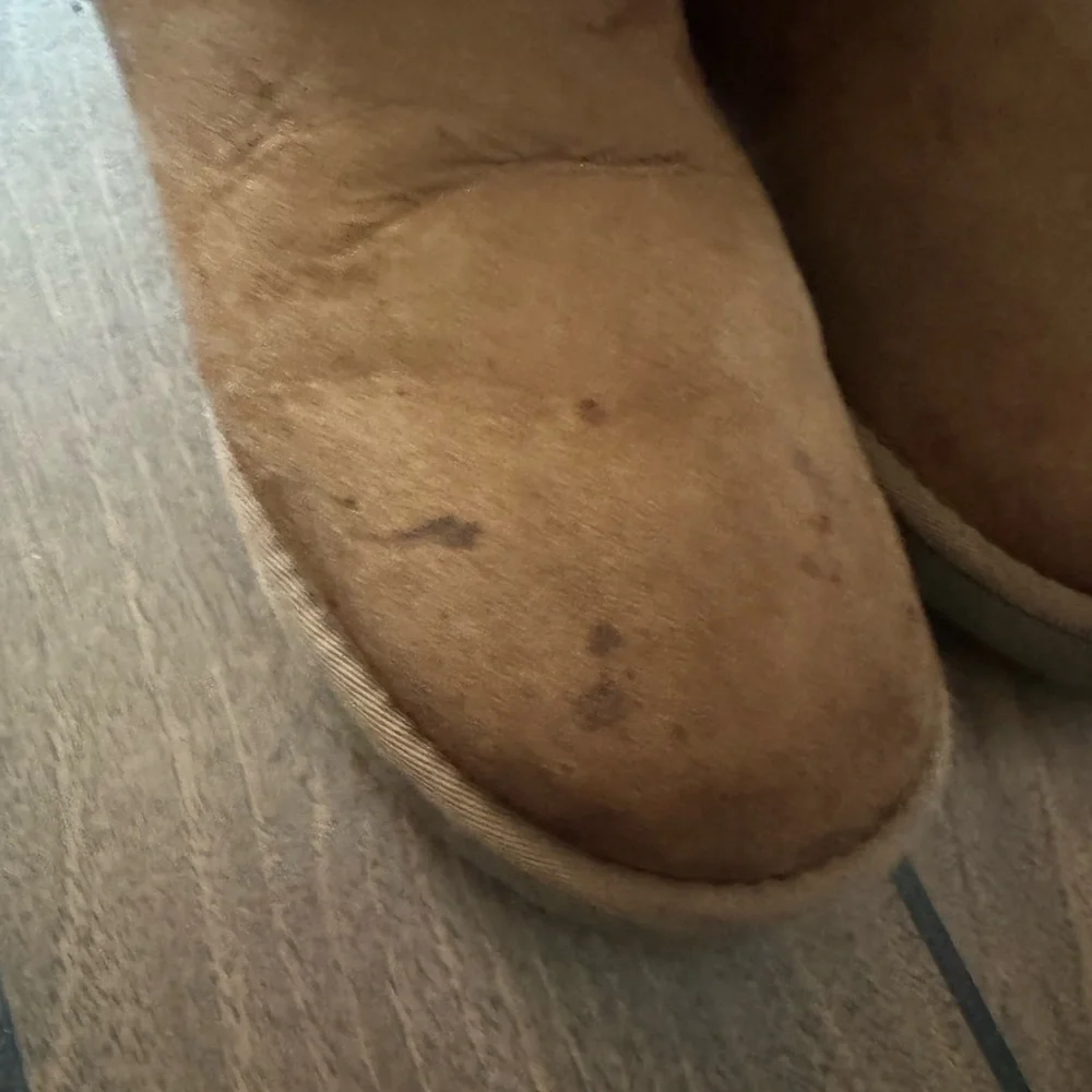 UGG Classic chestnut half calf boots size 7